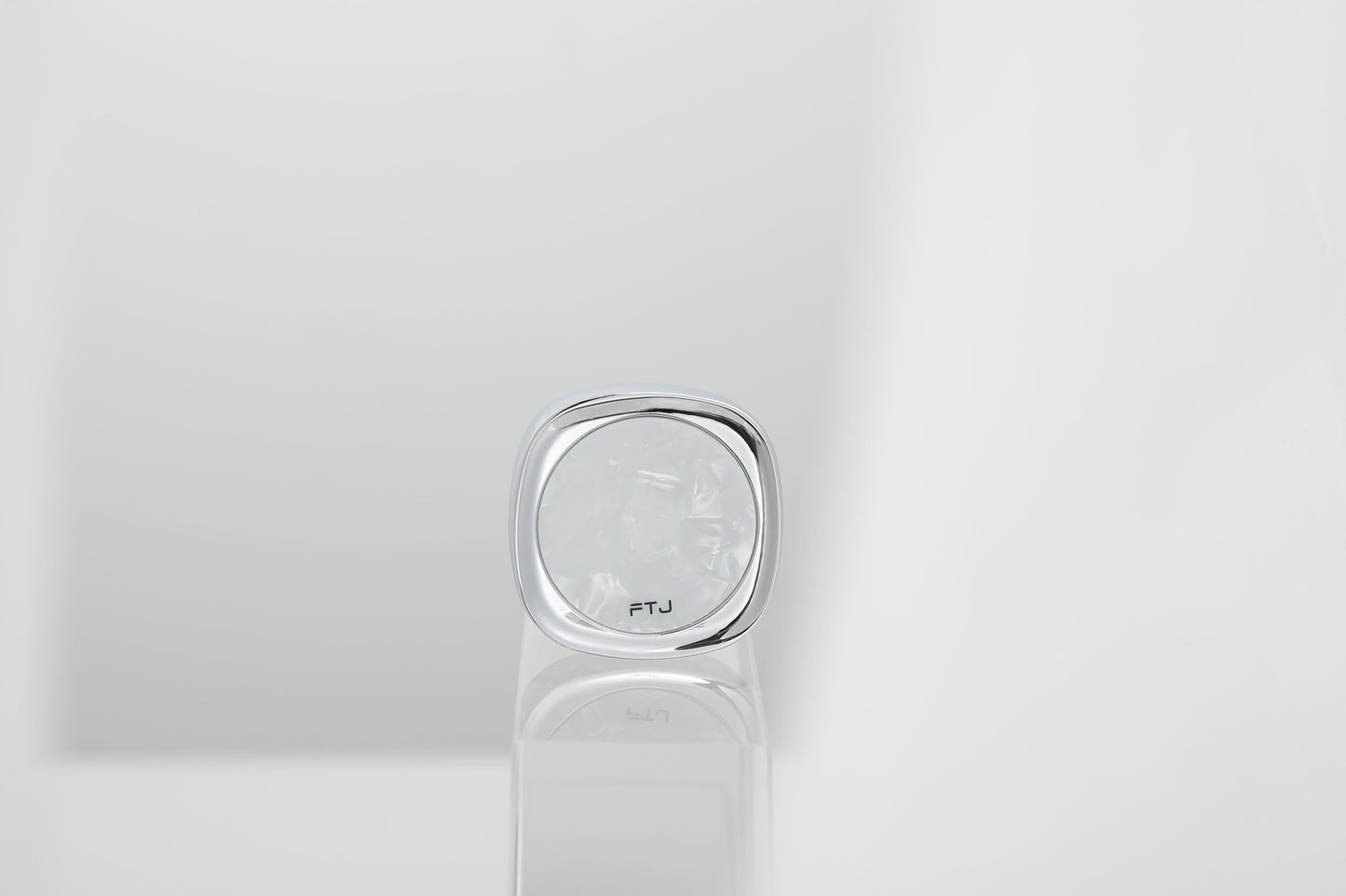 Icelandic Shell - Car Air Freshener | Fragrances | Relia Home