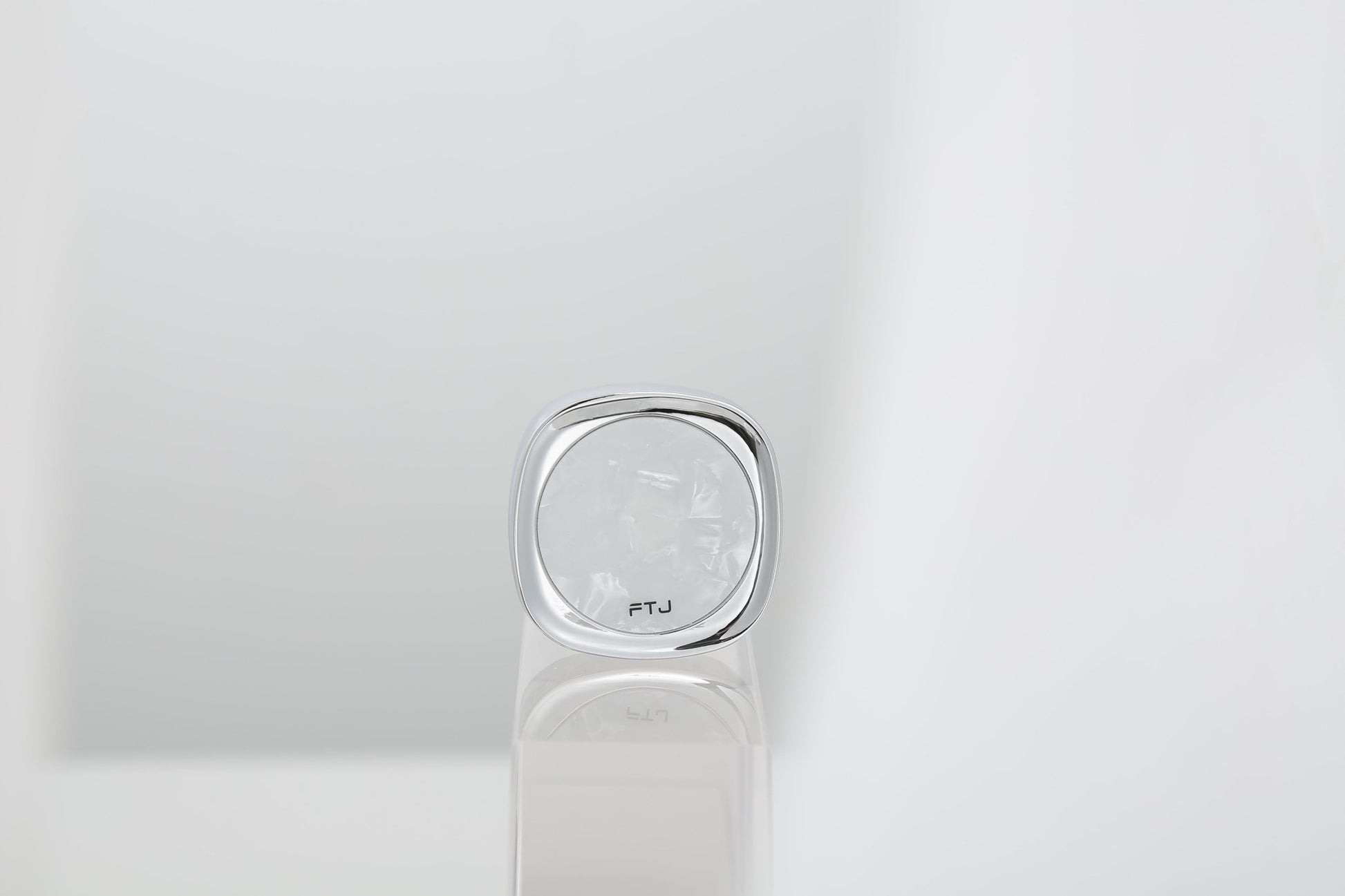 Icelandic Shell - Car Air Freshener | Fragrances | Relia Home