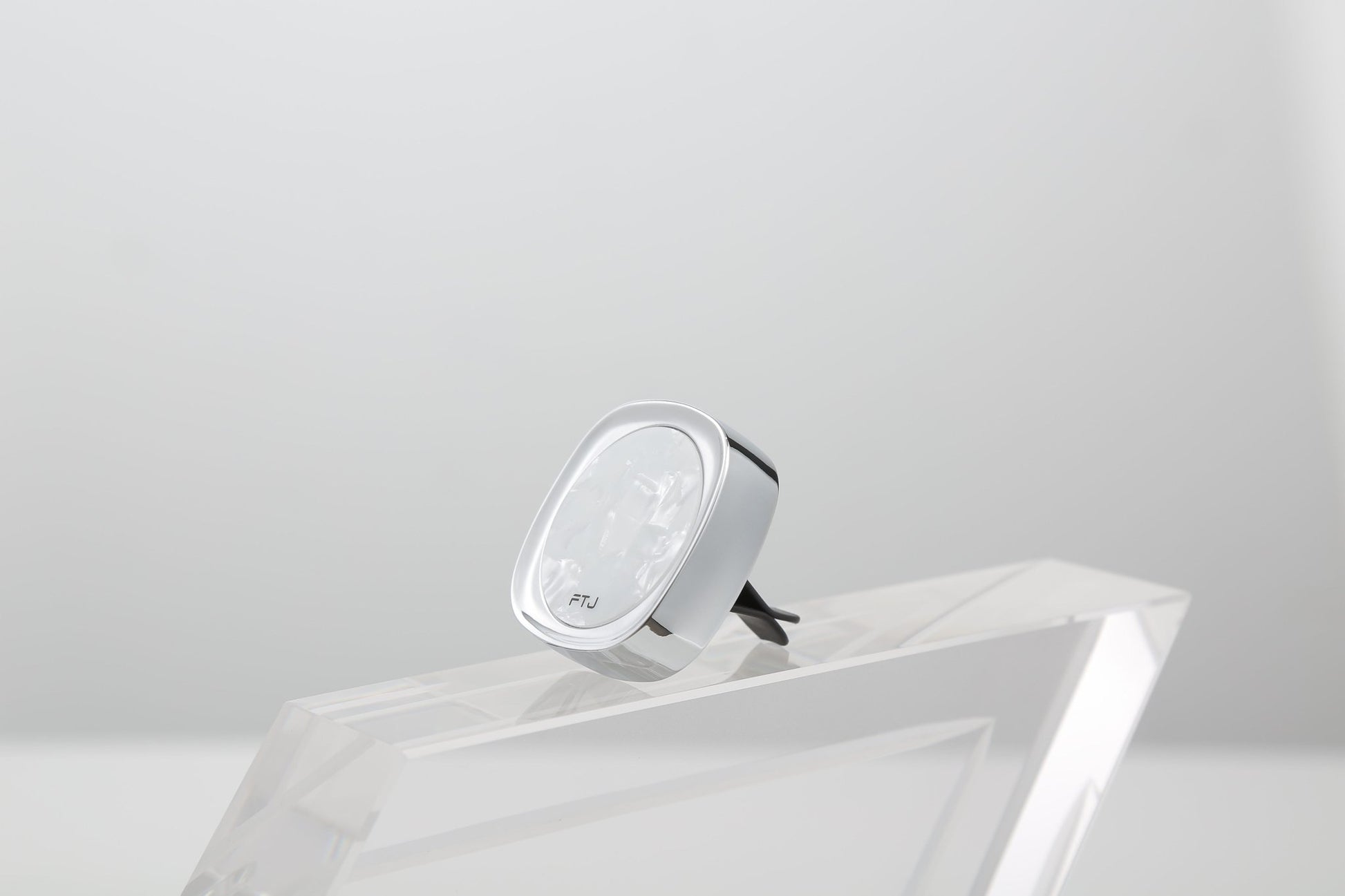 Icelandic Shell - Car Air Freshener | Fragrances | Relia Home